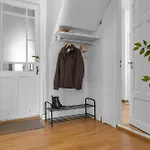 Lovely City Center Apartment With Amazing Views And Free Parking!