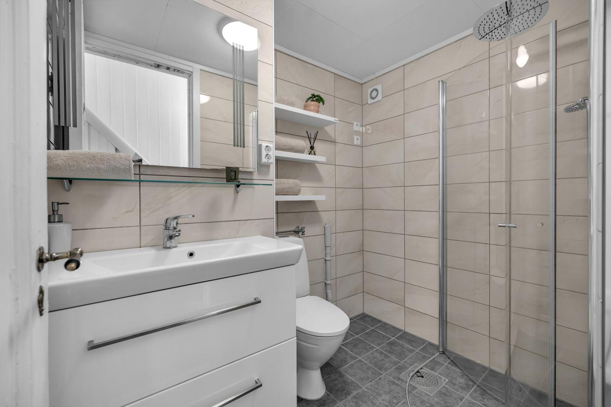 Apartment Lovely Center With Amazing Views And Free Parking!