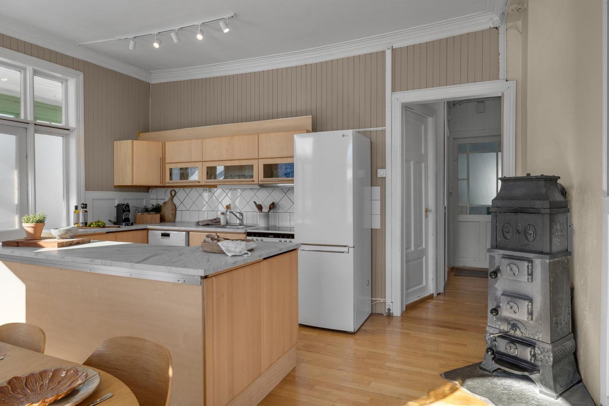 Apartment Lovely Center With Amazing Views And Free Parking! *